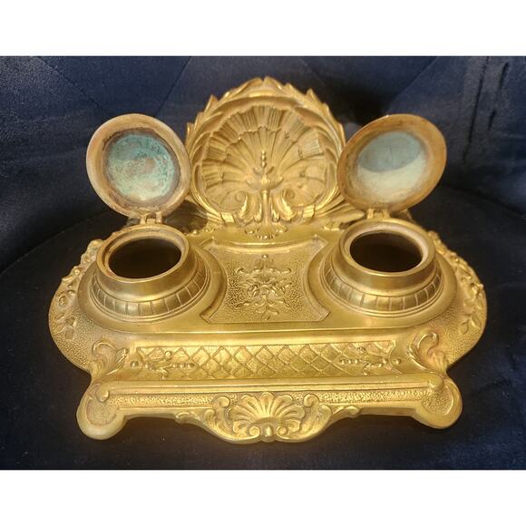 Ant Brass Double Inkwell Rococo Victorian Ornate Shell & Scroll Design Marked - Picture 2 of 9